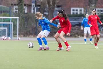 Bild 320 - wCJ Eimsbuettler TV - Holstein Kiel : Ergebnis: 0:1